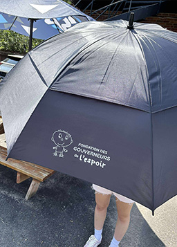 Article promotionnel, parapluie Fondation des gouverneurs de l'espoir