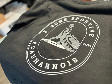 Sérigraphie sur vêtements promotionnels de Zone Sportive